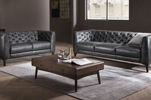 natuzzi B988 contemporary black leather chesterfield sofa
