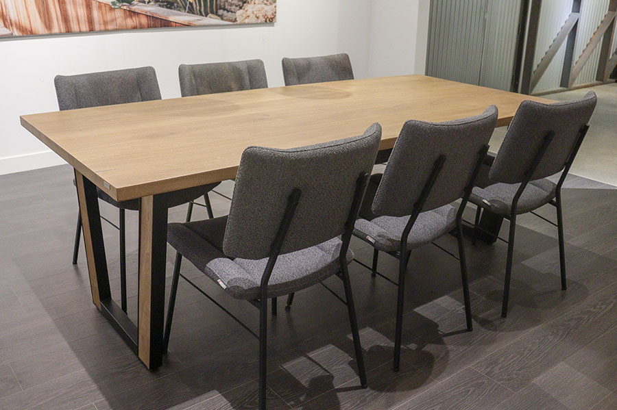 Xooon Denmark table & 6 Tatum chairs