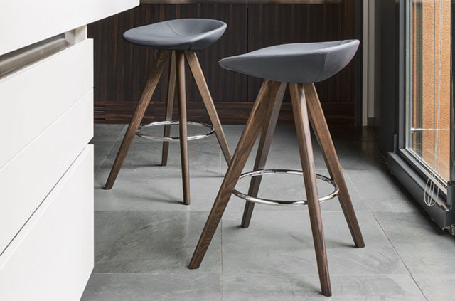 calligaris palm leather bar stool 2