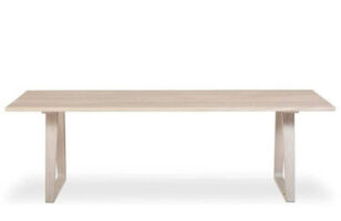 Skovby sm106 solid white oak table