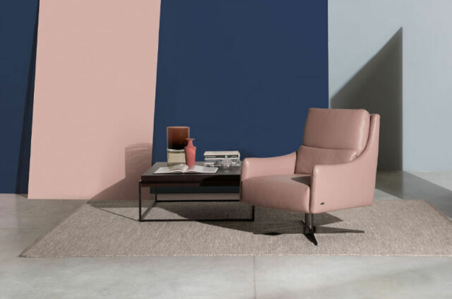 natuzzi C065 pink leather swivel armchair