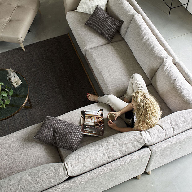 Leather Versus Fabric Sofa: Which One Is Better? – Megafurniture