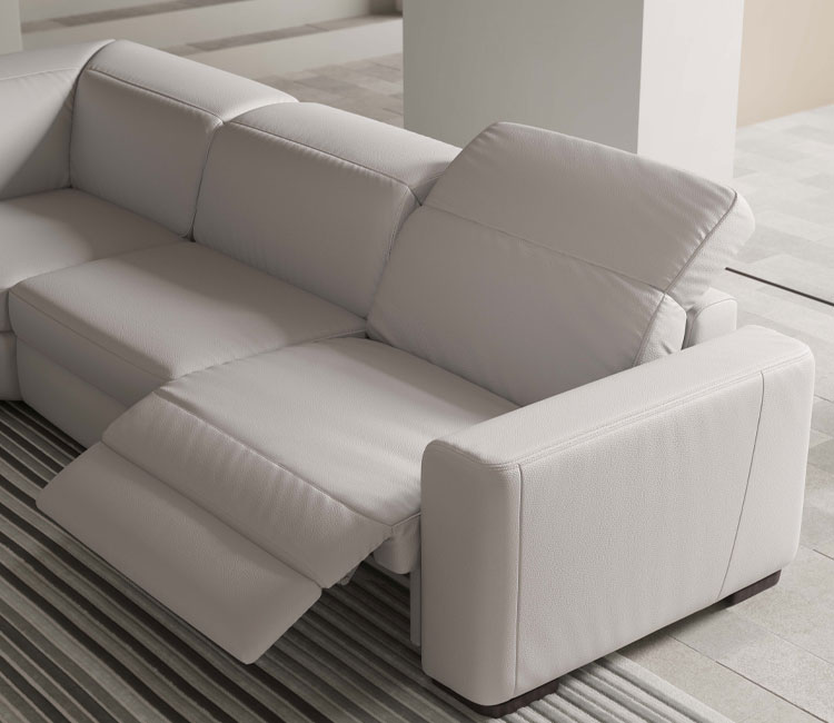 Natuzzi recliner corner sofa