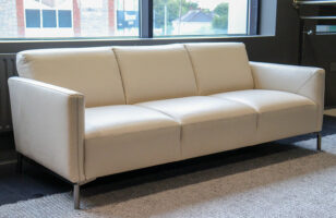 natuzzi italia tratto 3 seater leather beige sofa
