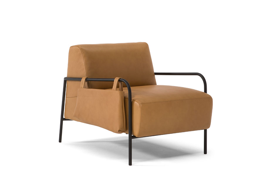 natuzzi C247 leather armchair cutout
